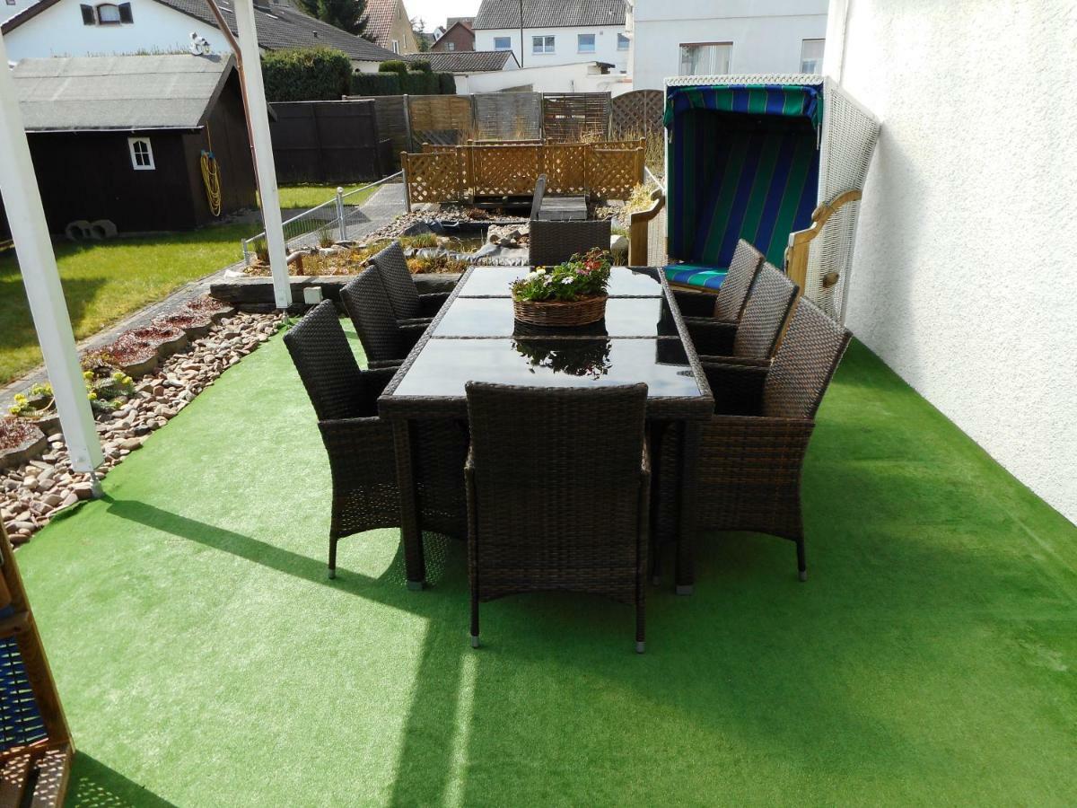 Modernes Ferienhaus Der Besonderen Art Mit Garten ลือเนอ ภายนอก รูปภาพ