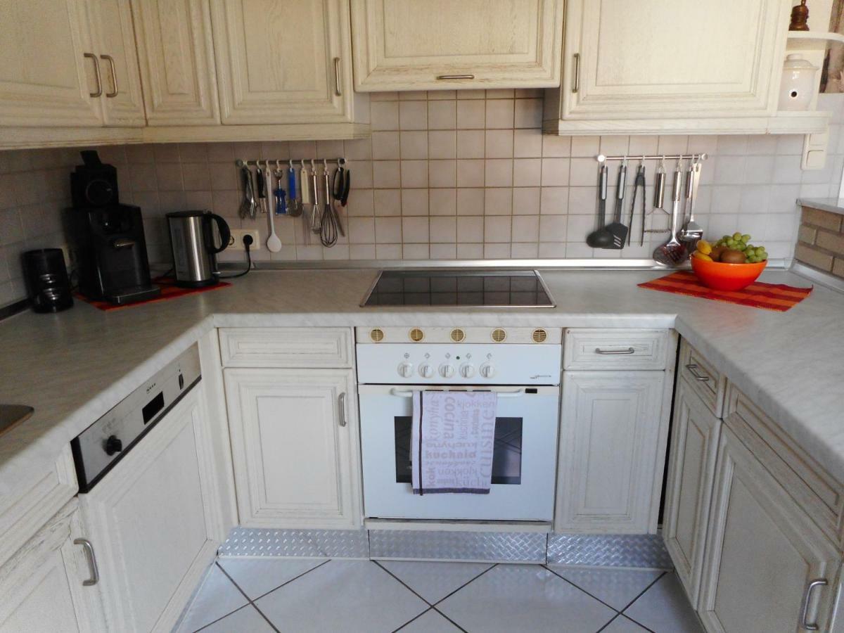 Modernes Ferienhaus Der Besonderen Art Mit Garten ลือเนอ ภายนอก รูปภาพ